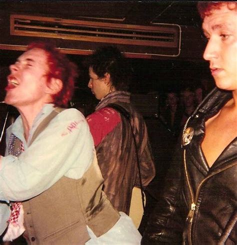 Pin By Mark Kirkland On Sex Pistols Sex Pistols Johnny Rotten 70s Punk