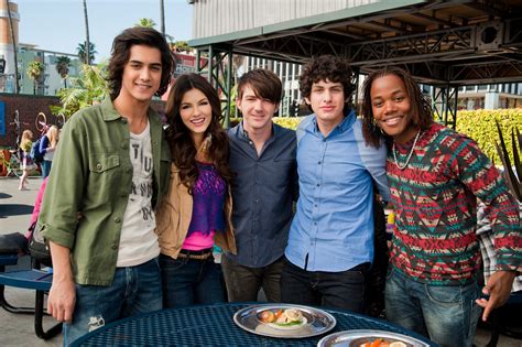 Rcn America Maine Entertainment Icarly And Victorious All New Tonight