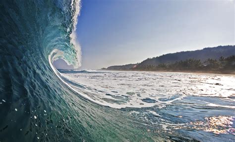 The Top 5 Extreme Surf Spots The Worlds Most Dangerous Waves