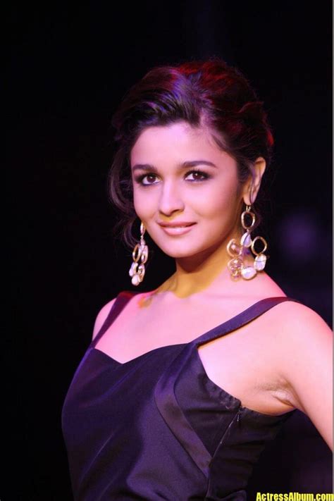 Alia Bhatt Hot Sexy Ramp Walk Photos In Black Dress Actress Album