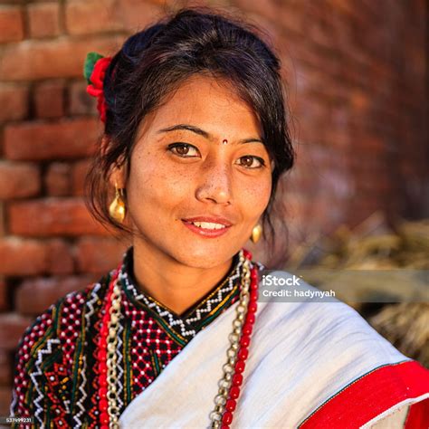 Young Nepali Woman In Traditional Dress Hāku Patāsi Bhaktapur Stock
