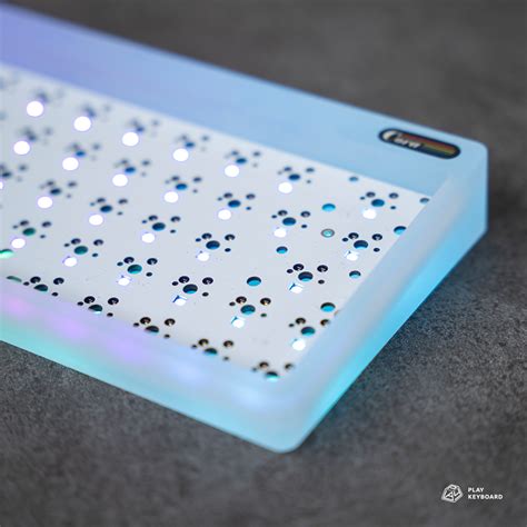 Iced Cora 60 Acrylic Keyboard Case Play Keyboard