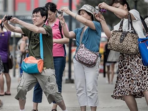 China To Monitor Bad Tourist Behavior Gokunming
