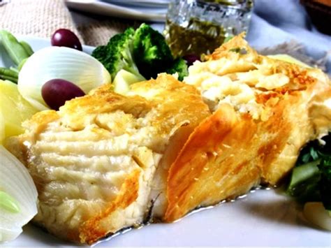 .portugueses e não só, o famoso bacalhau com natas tradicional, a receita original portuguesa. Toda Moderna: Bacalhau à Portuguesa