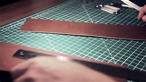 How To Make A Leather Wallet 4 Steps With Pictures Instructables