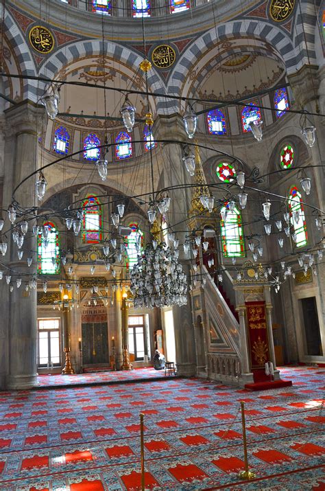 Laleli Neighborhood In Istanbul Turkey Nomadic Niko