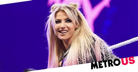 Wwe Star Alexa Bliss Reveals Skin Cancer Treatment Stitches In New Selfie Uk Daily News