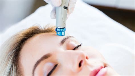 What Is The Hydrafacial Treatment And Why Is It So Popular Allure