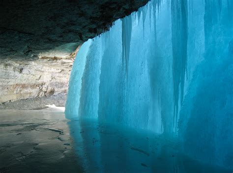 Minneapolis Minnesota Minnehaha Falls Frozen In Winter 403 X 403