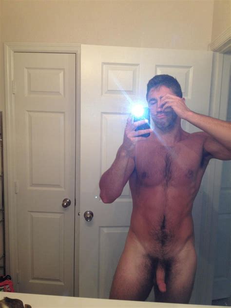 Hot Men Selfies Naked Guys In The Mirror Spycamfromguys