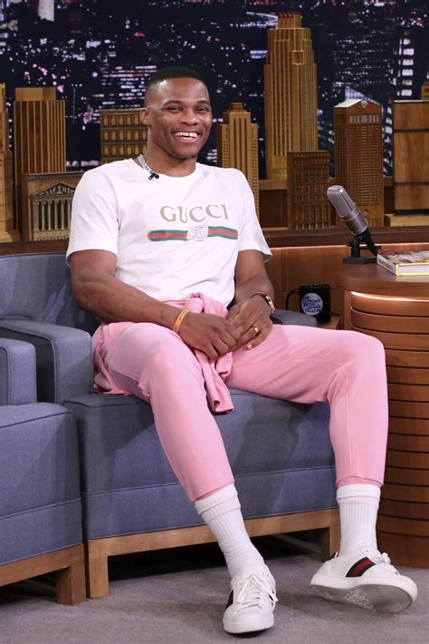 Russell Westbrook Is Here For Hot Pink Sweatpants Pink Sweatpants Nba Outfit Nba Fashion