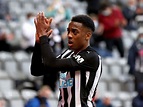Joe Willock drops hint over Newcastle future after continuing ...
