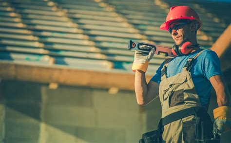 Hot Weather Safety Tips For Builders — Wisconsin Builders Association