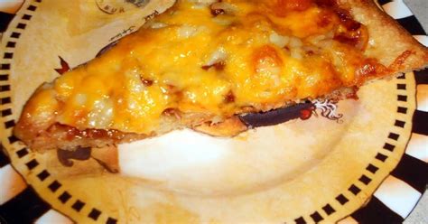 Cheesy Bbq Chicken Pizza Just A Pinch Recipes