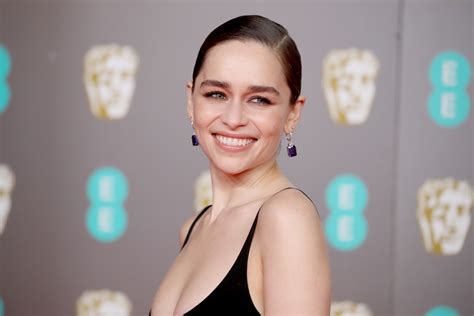 Star Wars Emilia Clarke Reveals That She Has A Few Ideas For A Qi Ra Spinoff Series