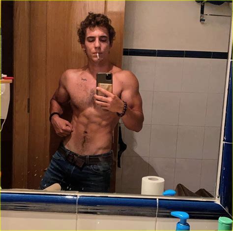 Money Heist S Miguel Herr N Aka Rio Is Showing Off A Lot Of Skin On Instagram Photo