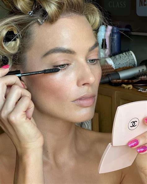 Como Recriar As Melhores Maquiagens Da Margot Robbie Inspiradas Pela Barbie