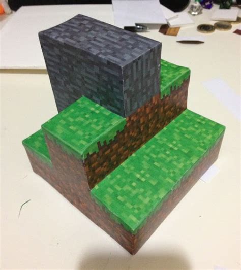 Mini At Least Papercraft Minecraft Xii Colina Rocosa Hill With Rocks
