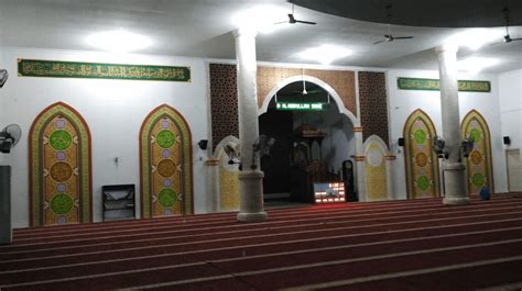 To reach out to the youth, cater to their needs, sustain them with events and programs at the mosque and develop them through managing events, leadership training, conduct classes, attend courses. Masjid Raya Al-Muttaqin Pangkalan, Kerinci - PT Anugerah ...