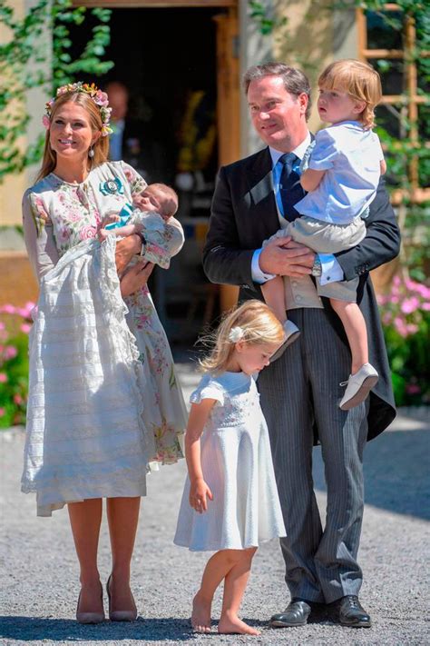 Madeleine von schweden teilt neues foto von tochter adrienne. Sweden's Princess Madeleine announces plans to move to ...