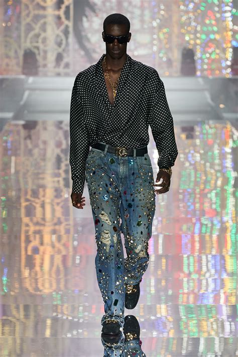 Dolce Gabbana Spring 2022 Menswear Collection Vogue Vlr Eng Br