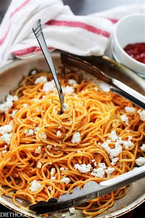 Garlic Pasta With Ketchup And Feta Easy 30 Minute Garlic Pasta