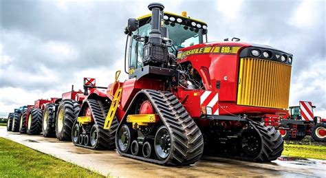 Pics: New 175-210hp Canadian-built tractors unveiled ...