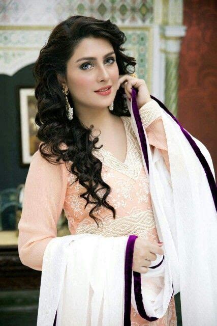 Stunning Pakistani Actress Ayeza Khan Ayeza Khan Wedding Pakistani