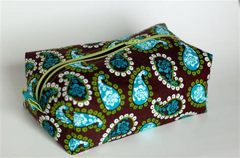 Makeup Bag Sewing Novice