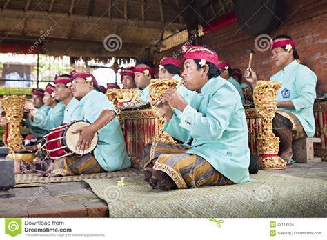 Shaow De Danse De Barong Image Stock éditorial Image Du Ouvert 29118704