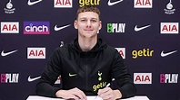 Jamie Donley signs new contract at Tottenham Hotspur