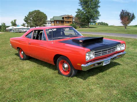 Put On A Hemi Scoop From A Different Hood Plymouth Roadrunner Art