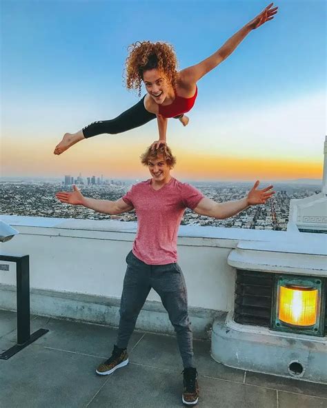 7 Facts Of Contortionist Sofie Dossi You Ought To Know Including The