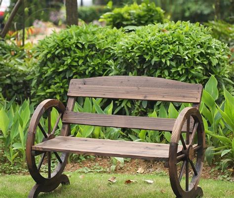 krásne lavičky z dreva 40 nápadov na dvor záhradu a terasu