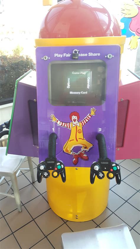 This Mcdonald S Had A Gamecube Station In Their Play Place R Gaming