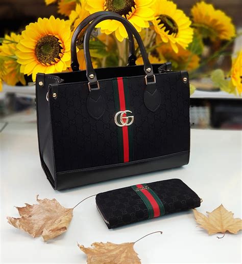 Gcci Black Hand Bag Hatim Kids Collections In 2020 Bags Gucci