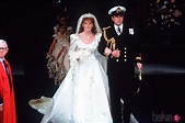 El Príncipe Andrés y Sarah Ferguson en su boda - La Familia Real ...
