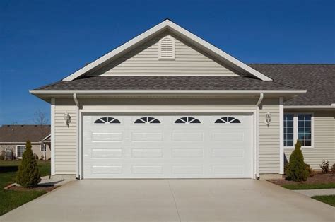 Raised Panel 4251 By Chi Overhead Garage Doors