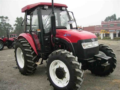 China Wheel Tractor Yto X704 70HP 4WD China Tractor Wheel Tractor