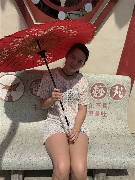 Pin By Chew Li May On Selfies Selfie Fashion Umbrella