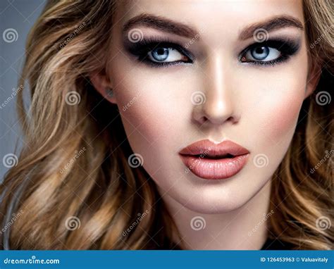beautiful makeup girl images