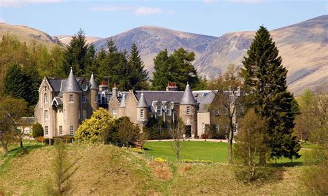 Castle Breaks In The Scottish Highlands
