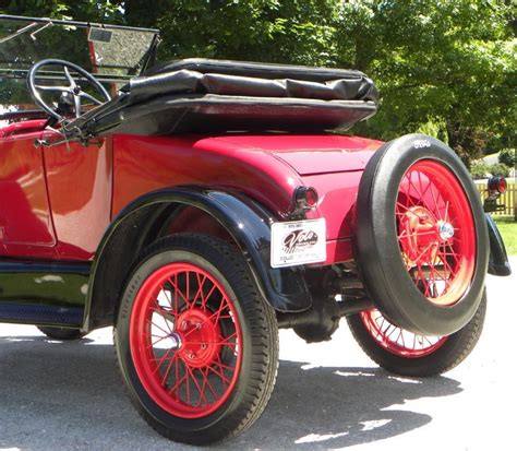 1927 Ford Model T Volo Museum