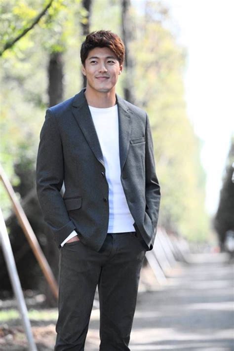 Jae yoon (재윤) is a south korean singer under fnc entertainment. Lee Jae Yoon from Weightlifting Fairy Kim Bok Joo ...