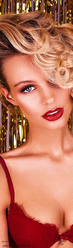 Pin By Aaron Chan Chui On Red Blonde Moments Perfect Red Lips