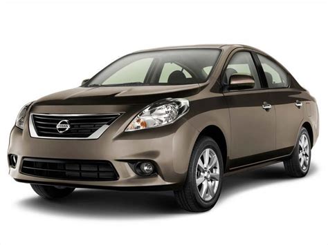 The average cost of owning a nissan versa for 5 years is $23,640. Nissan Versa Advance (2014)