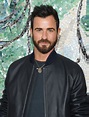 Single Justin Theroux has no one to “report back to”