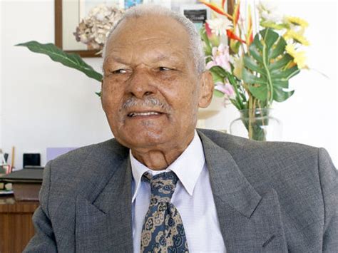national hero sir kennedy simmonds pays tribute to late ronald webster former chief minister of