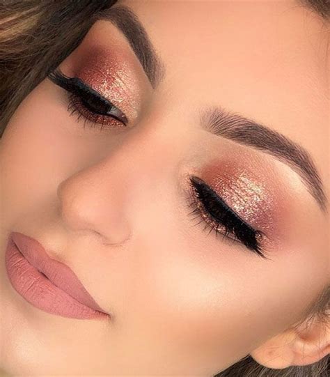 beautiful makeup ideas that are absolutely worth copying rose gold eye makeup look rose gold