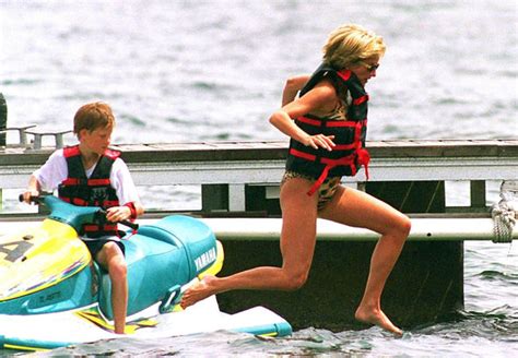 Princess Diana Pictures Last Holiday With Prince Harry One Month